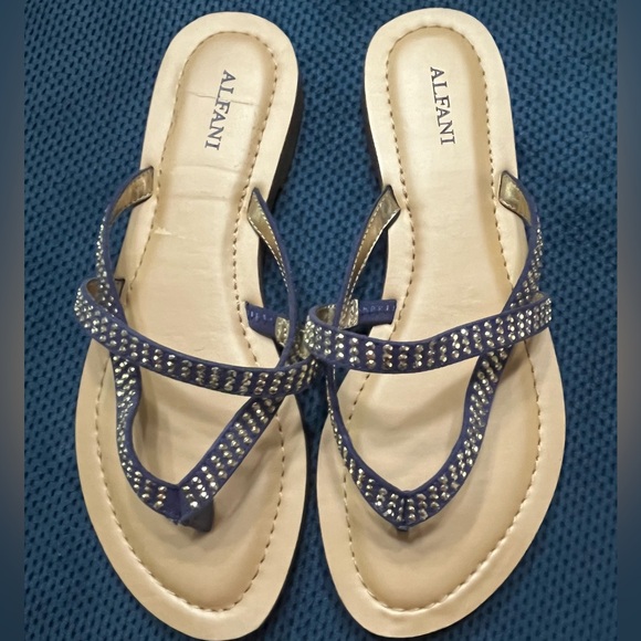 Alfani sandals - Picture 1 of 2
